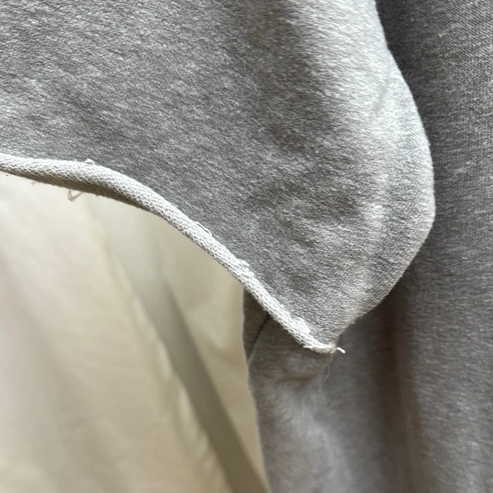 HYDEN YOO New York Gray Short Sleeve Crew Neck Tee